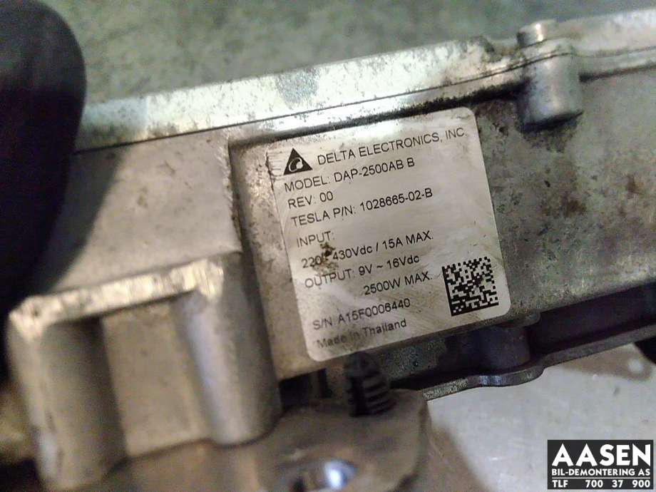 DCDC converter elbil til Mercedes B-Klasse, electric drive 2014-2018 (W242) (W242) (A 242 342 47 00|1028665-02-B|)