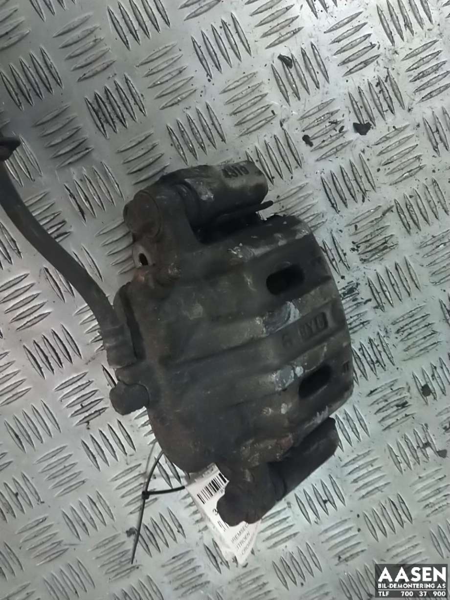 Bremsecaliper venstre foran til Citroën C-Crosser, 2007-2012  (4400 T9)