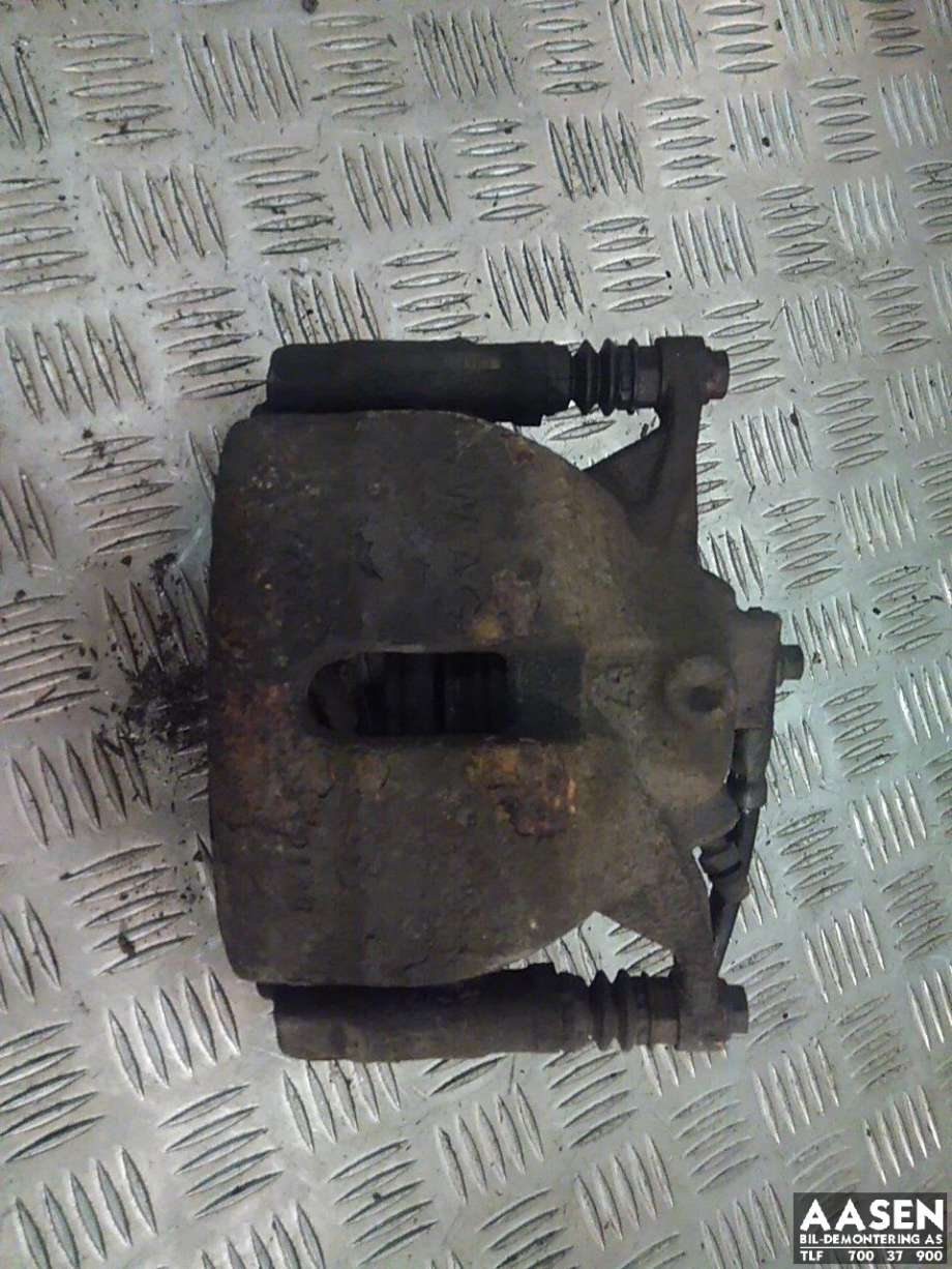 Bremsecaliper venstre foran til VW Caddy, 2015-2020 (Type III, Fase 3)  (8V0 615 123)