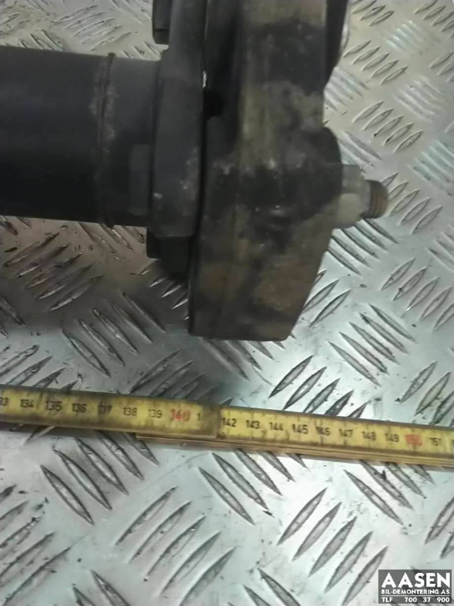 Mellomaksel bakre til BMW 3-Serie 2005-2011 (E90/E91/E92/E93) (E90/E91/E92/E93) (26 10 7 614 434|)