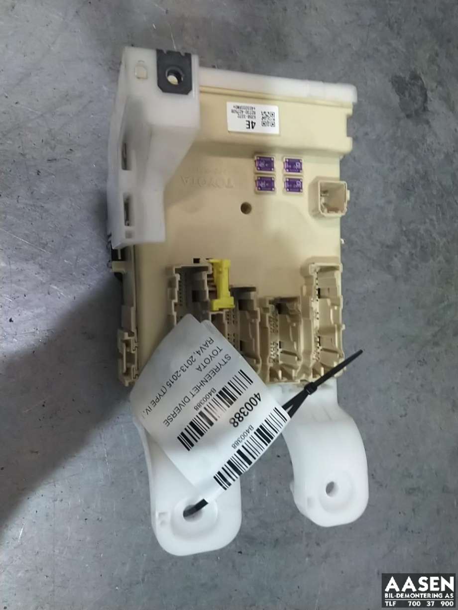 Sikringsboks til Toyota RAV4, 2013-2015 (Type IV, Fase 1)  (82730-42750B)