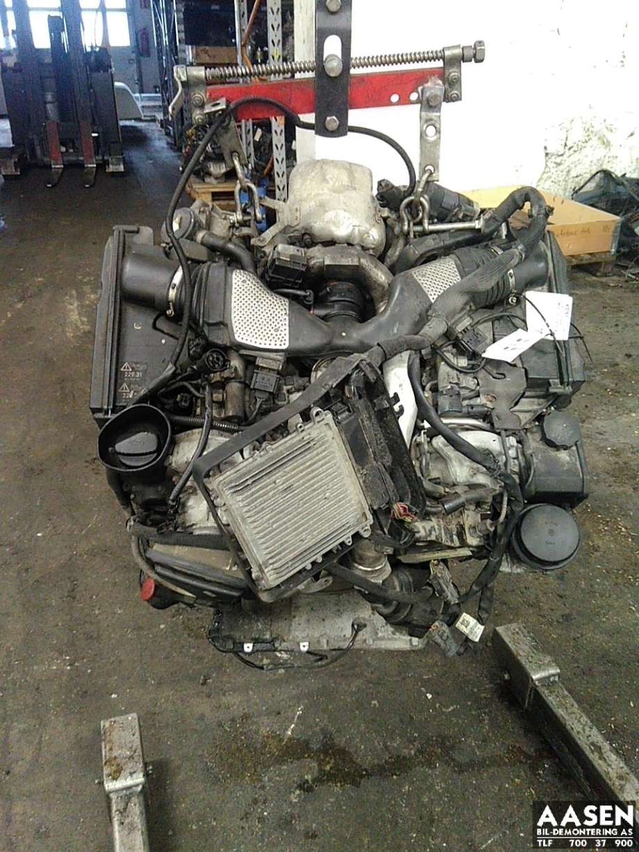 Motor diesel til Mercedes R-Klasse 2006-2013 (W251) (W251) (642950|A 642 010 37 02|)