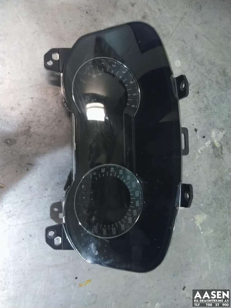 Instrumentpanel til Ford Mondeo, 2014-2019 (Type V, Fase 1)  (2164535)