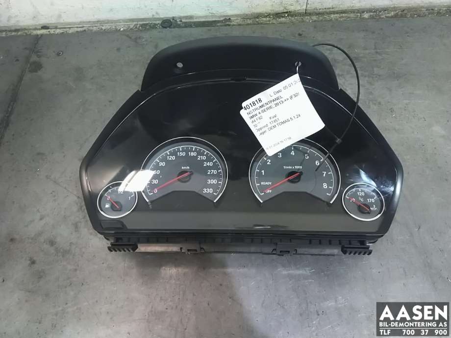 Instrumentpanel til BMW M4, 2014-2020 (F82/F83) (F82/F83) (62 10 8 747 336)