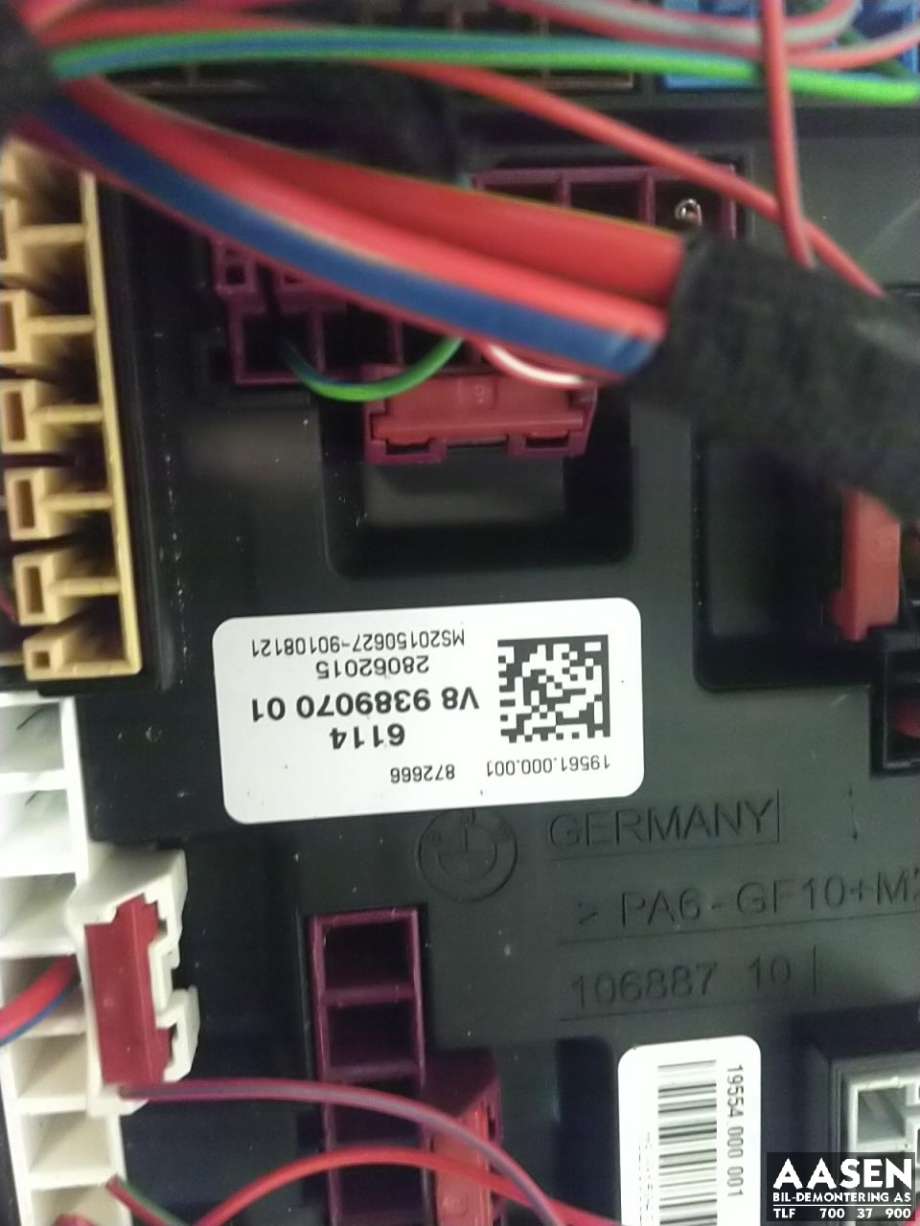 Sikringsboks bagasjerom til BMW M4 2014-2020 (F82/F83) (F82/F83) (61 14 9 259 466|)