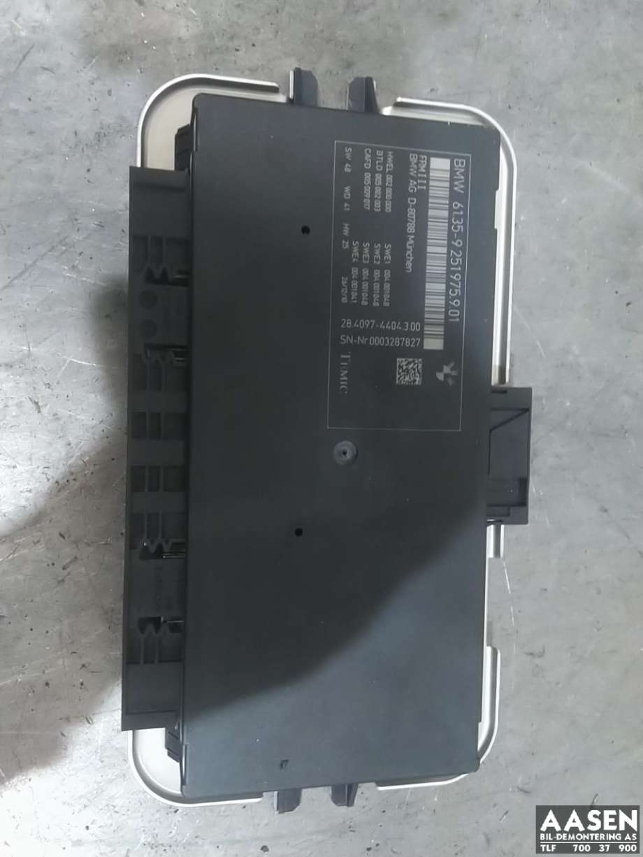 Styreenhet (FRM - Footwell Module) til BMW 5-Serie 2010-2017 (F10/F11) (F10/F11) (61 35 9 251 975|)