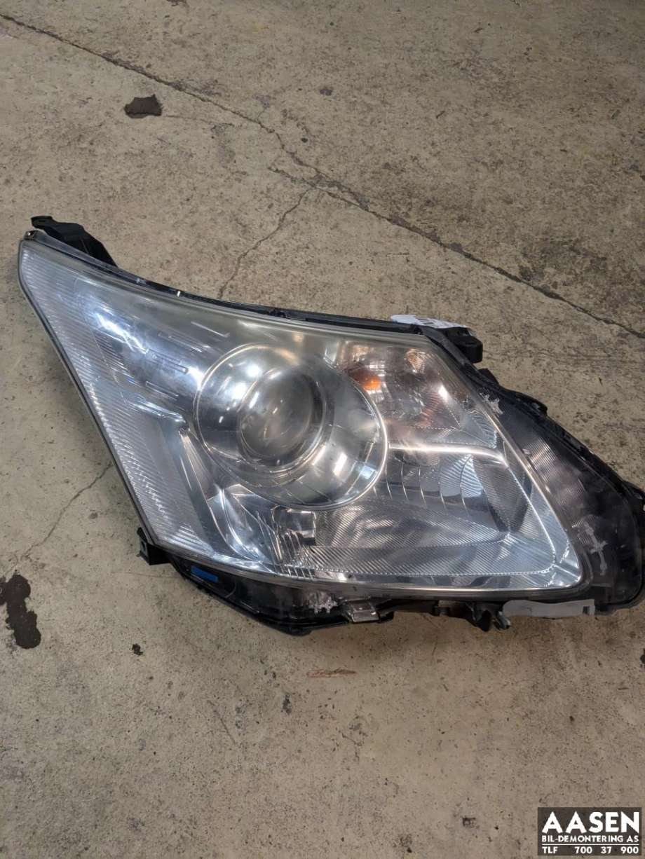 Frontlykt høyre xenon til Toyota Avensis, 2009-2015 (Type III, Fase 1)  (8113005312)
