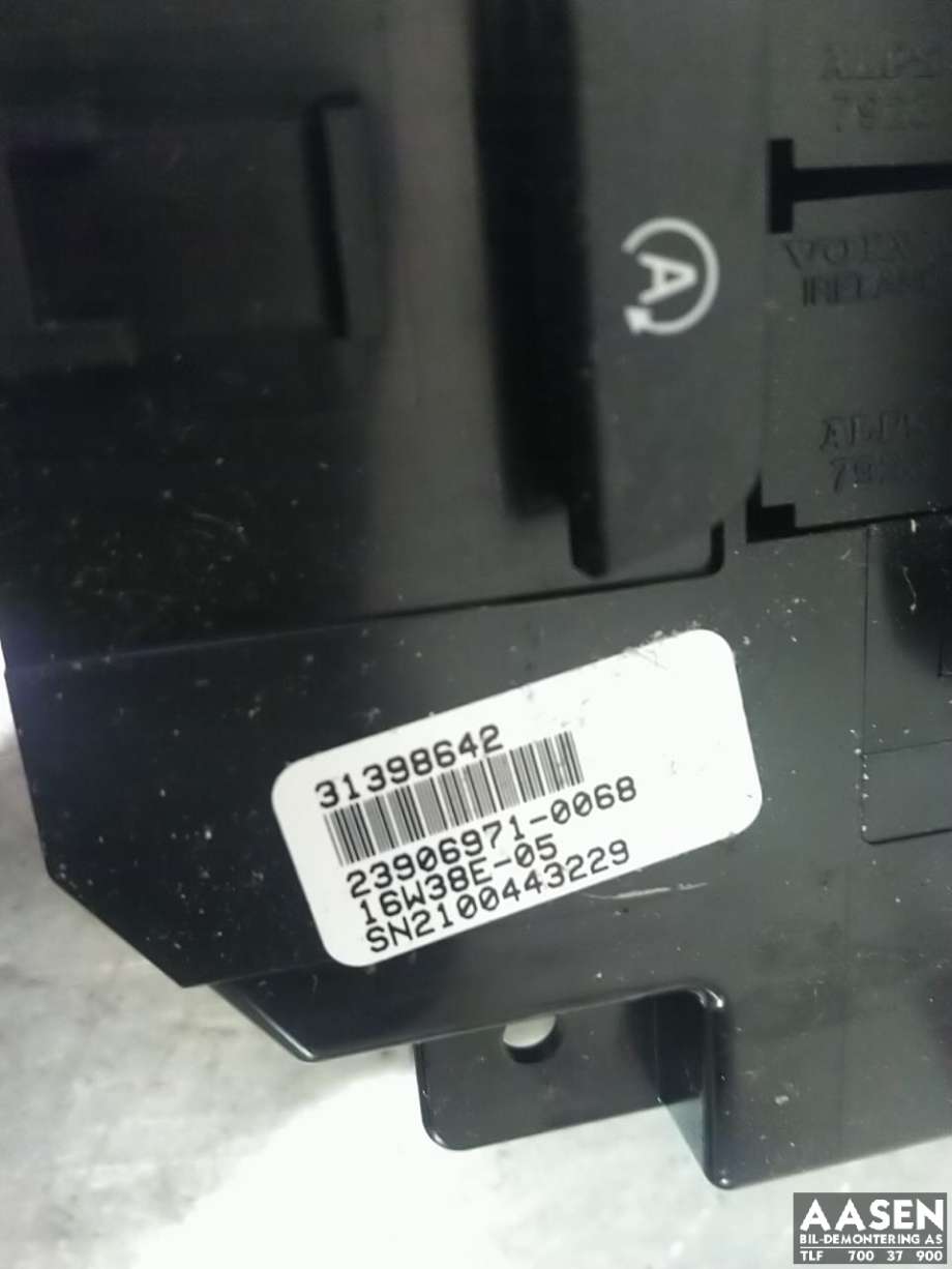Varmeapparat betjening til Volvo V40 2012-2019  (31398642|)