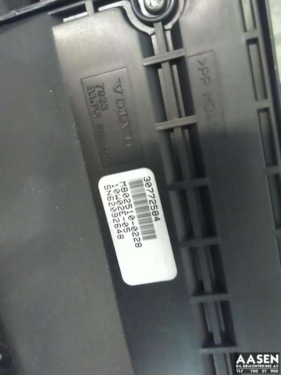 Instrument kjørecomputer til Volvo XC60 2008-2013 (Type I, Fase 1)  (31328830|30772584|)