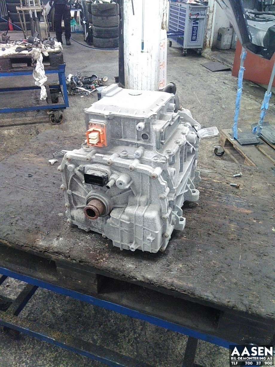 Motor elbil bak til Ford Mustang Mach-e 2020-->>  (U|2510312|LJ9P-7C629-AE|)