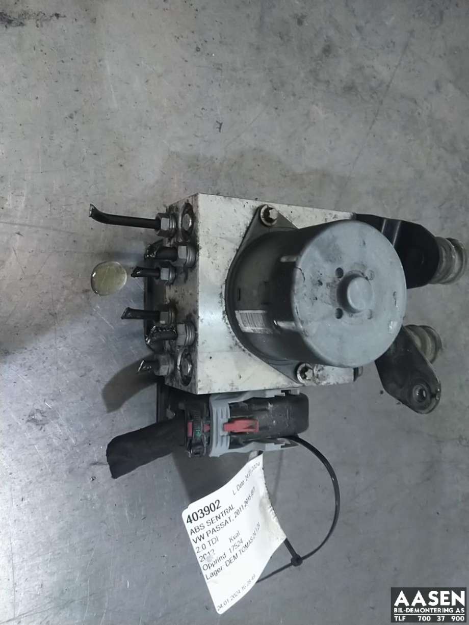 ABS sentral til VW Passat, 2011-2015 (B7) (B7) (TRW|3AA 614 109 AJ)