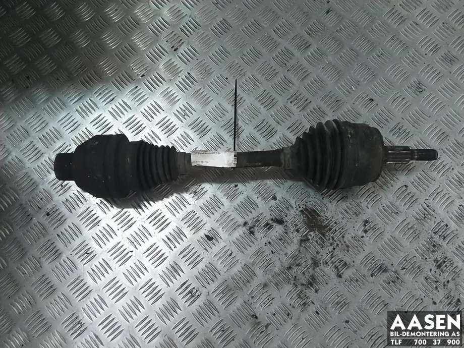 Drivaksel høyre foran, diesel/manuell til VW Transporter / Caravelle 2009-2015 (Fase 2) (T5) (T5) (7E0 407 272 AD|7E0 407 272 BF|7E0 407 452 DX)