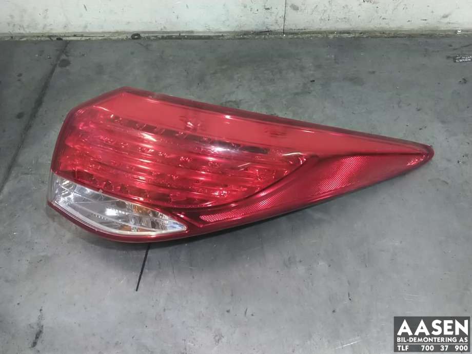 Baklykt høyre ytre til Hyundai i40 2012-2017 (92402 3Z000|)