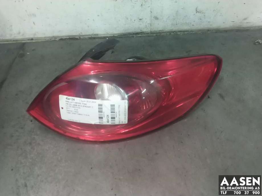 Baklykt høyre ytre til VW CC 2008-2012 (PASSAT CC) (PASSAT CC) (3C8 945 096 D|3C8 945 096 G|)