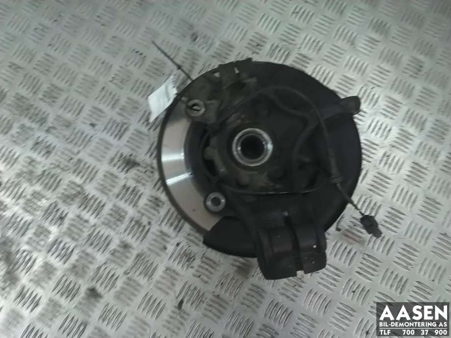 Hjulspindel venstre foran til Nissan Qashqai 2014-2021 (Type II) (400154EA0A|)