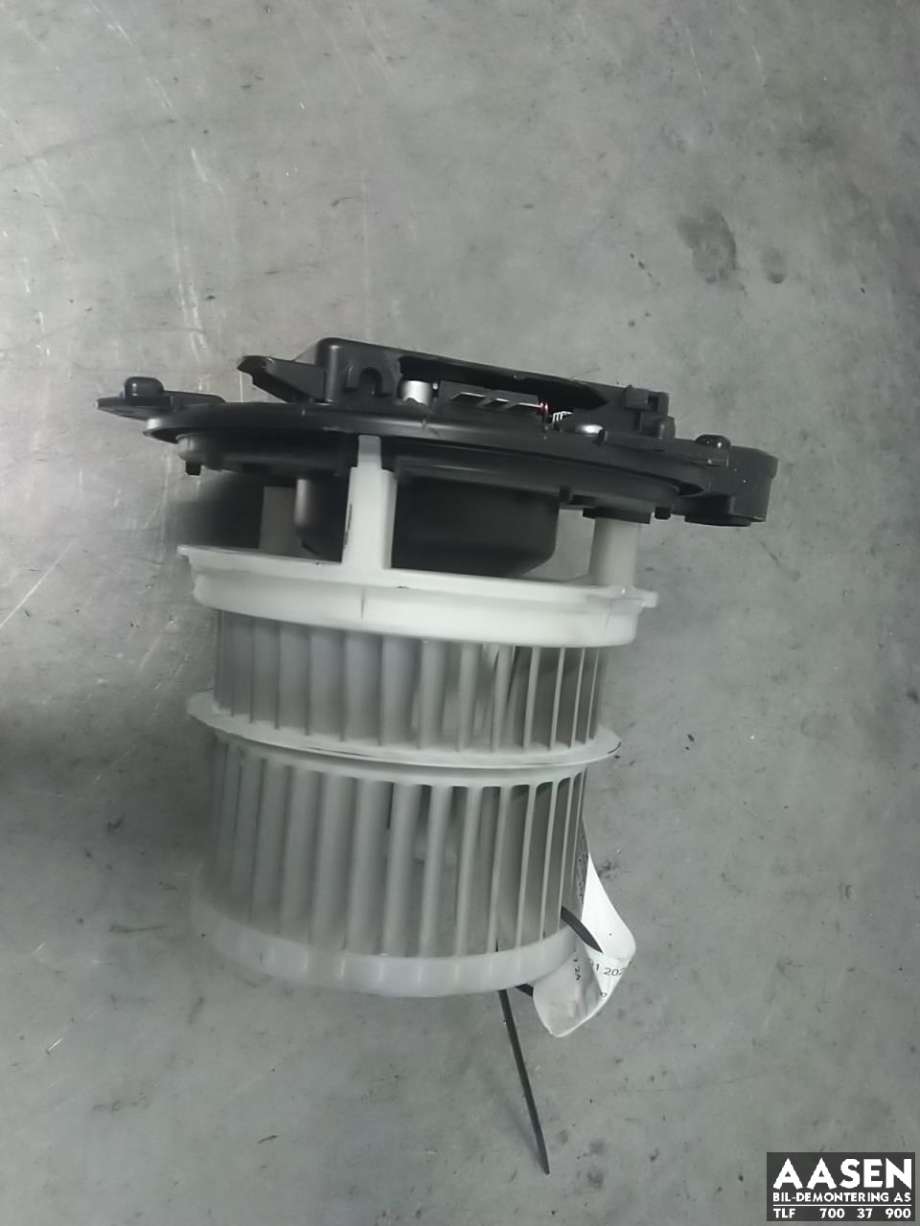 Varmeapparat motor til Toyota Prius, 2016-2023 (Type IV) (combi) (combi) (8710358080)