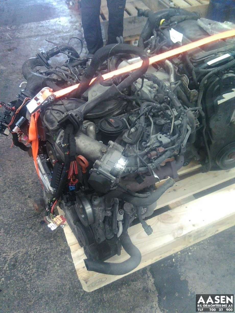 Motor diesel til Audi A6 2005-2008 (Type III, Fase 1) (C6) (C6) (BPP|059 100 033 A|059 100 098 NX|)