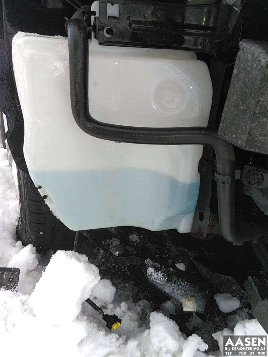 Spylertank foran til Nissan Qashqai, 2010-2014 (Type I, Fase 2) (28910JD900)