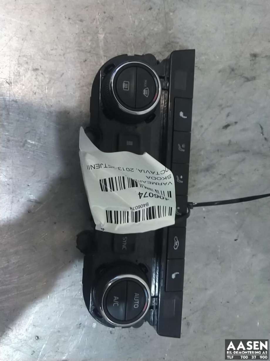Varmeapparat betjening til Škoda Octavia, 2013-2016 (Type III, Fase 1)  (5E0 907 044 S)
