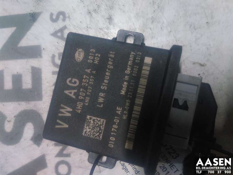 Styreenhet lys (LCM - Light Control Module) til Audi A6 2011-2014 (Type IV, Fase 1) (C7) (C7) (HELLA|4H0907357A|)