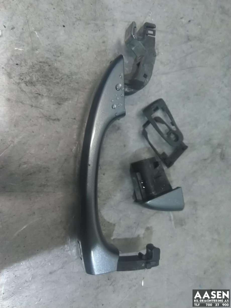 Dørhåndtak utv venstre bak til Audi A4, Allroad, 2009-2016 (Type I) (B8) (B8) (8T0 837 205 A)