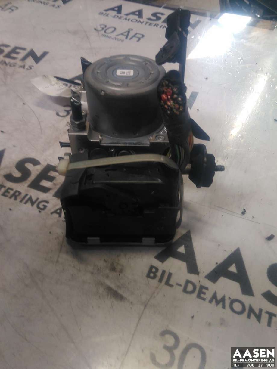 ABS sentral til Volvo XC90 2015-2025 (Type II)  (31680104|)