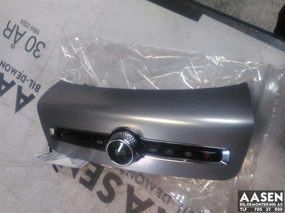 Varmeapparat betjening til Volvo XC90, 2015-2025 (Type II) (P31346789)