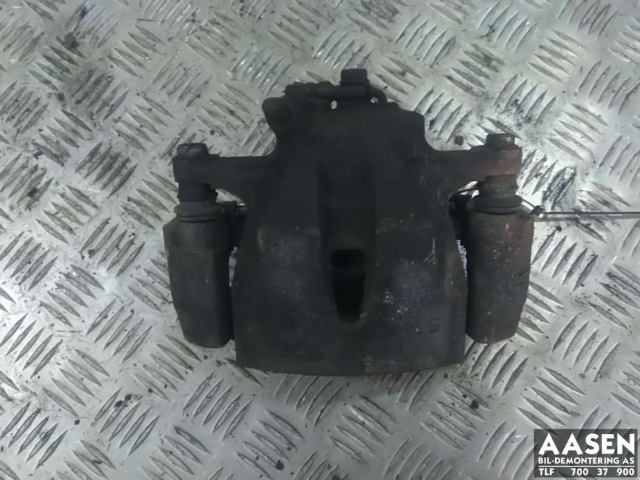 Bremsecaliper høyre foran til Toyota RAV4, 2016-2019 (Type IV, Fase 2)  (4773042091)
