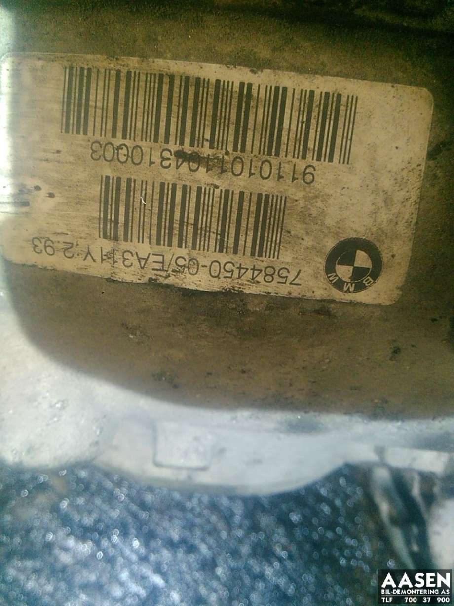 Kardang klokke bak til BMW 5-Serie 2010-2017 (F10/F11) (F10/F11) (33 10 7 584 451|)