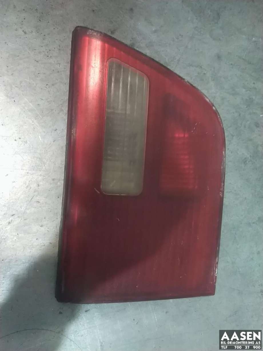 Baklykt venstre indre til BMW X5 2000-2006 (E53) (E53) (63 21 7 164 485|)