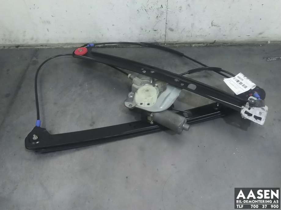 Ruteheis venstre foran til BMW X5, 2000-2006 (E53) (E53) (51 33 8 254 911)