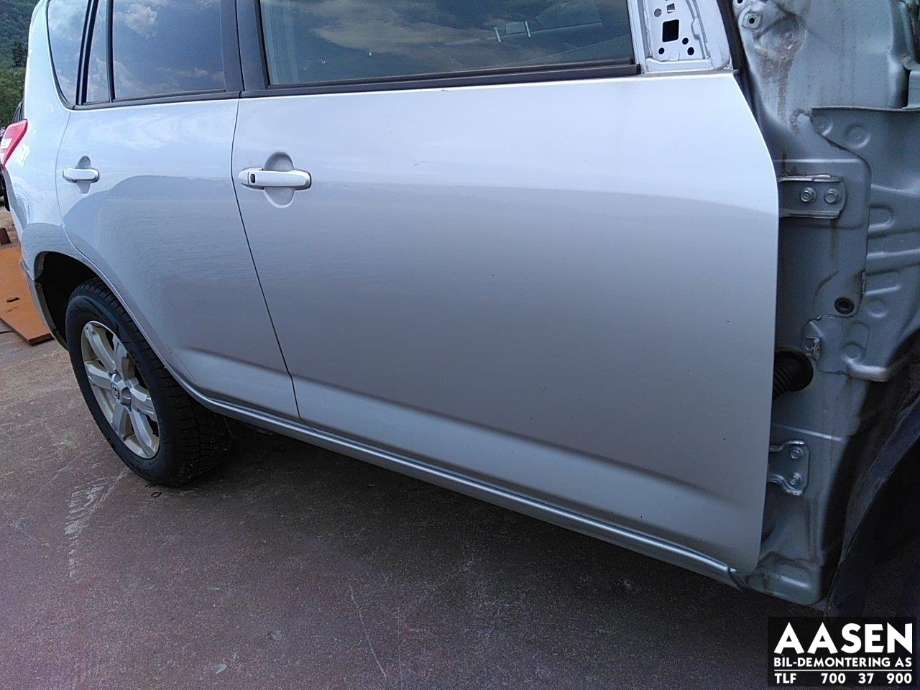 Dør høyre foran til Toyota RAV4 2009-2013 (Type III, Fase 2) (67001-42120|)
