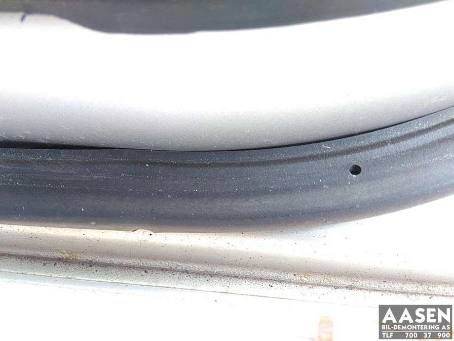 Dør høyre foran til Toyota RAV4 2009-2013 (Type III, Fase 2) (67001-42120|)