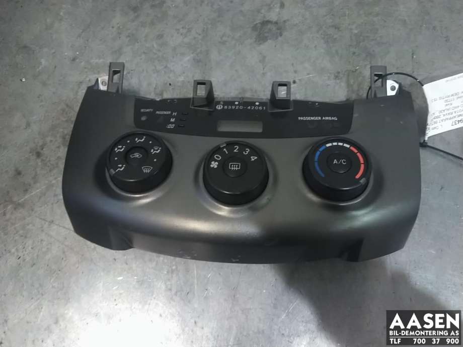 Varmeapparat betjening til Toyota RAV4, 2009-2013 (Type III, Fase 2)  