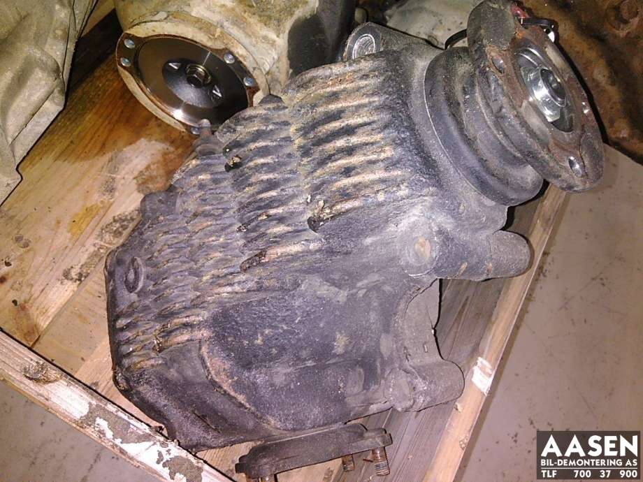 Kardang klokke bak til Toyota Hiace 2007-2012 (Fase 3)  (41110-26590|41110-26740|)