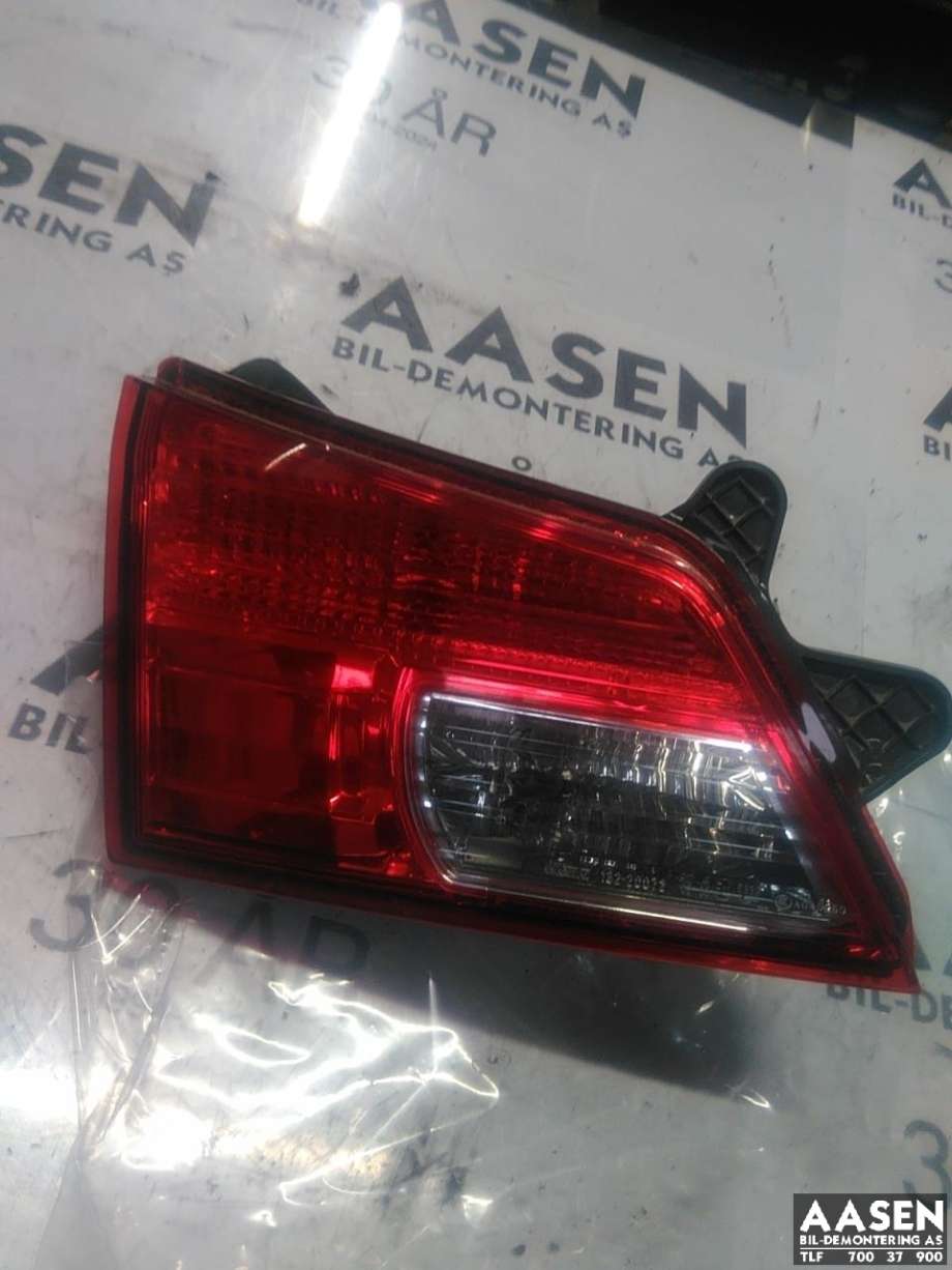 Baklykt venstre indre til Subaru Outback, 2009-2014 (Type IV)  