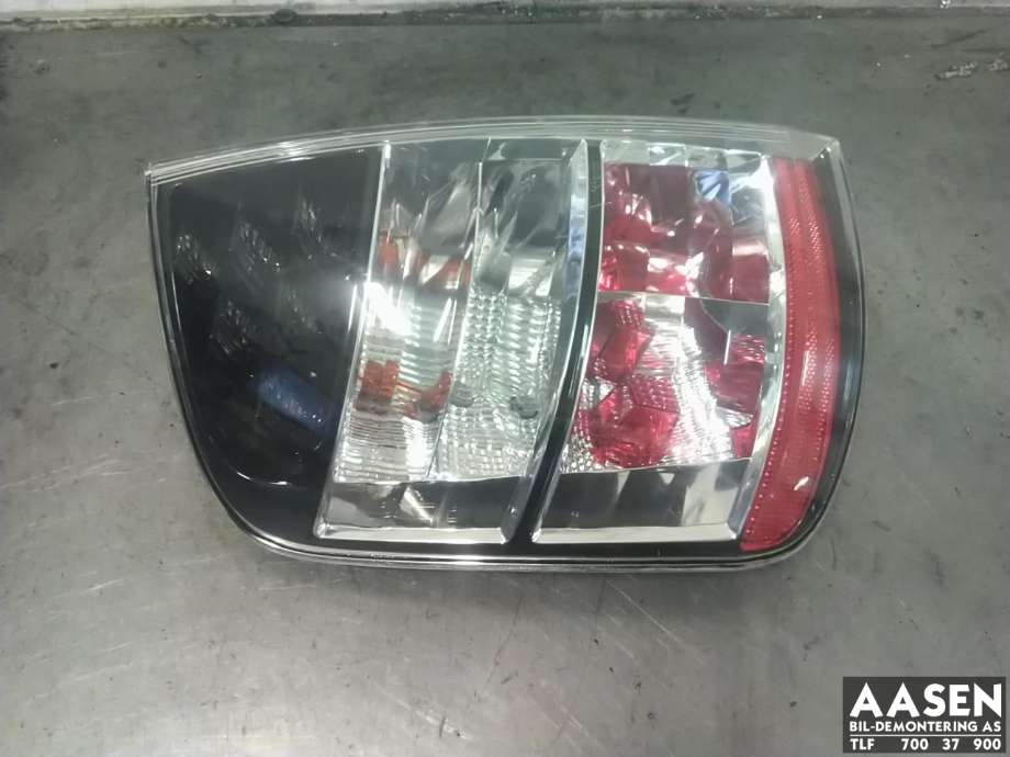 Baklykt venstre til Toyota Prius, 2004-2009 (Type II) (COMBI) (COMBI) (81561-47061)
