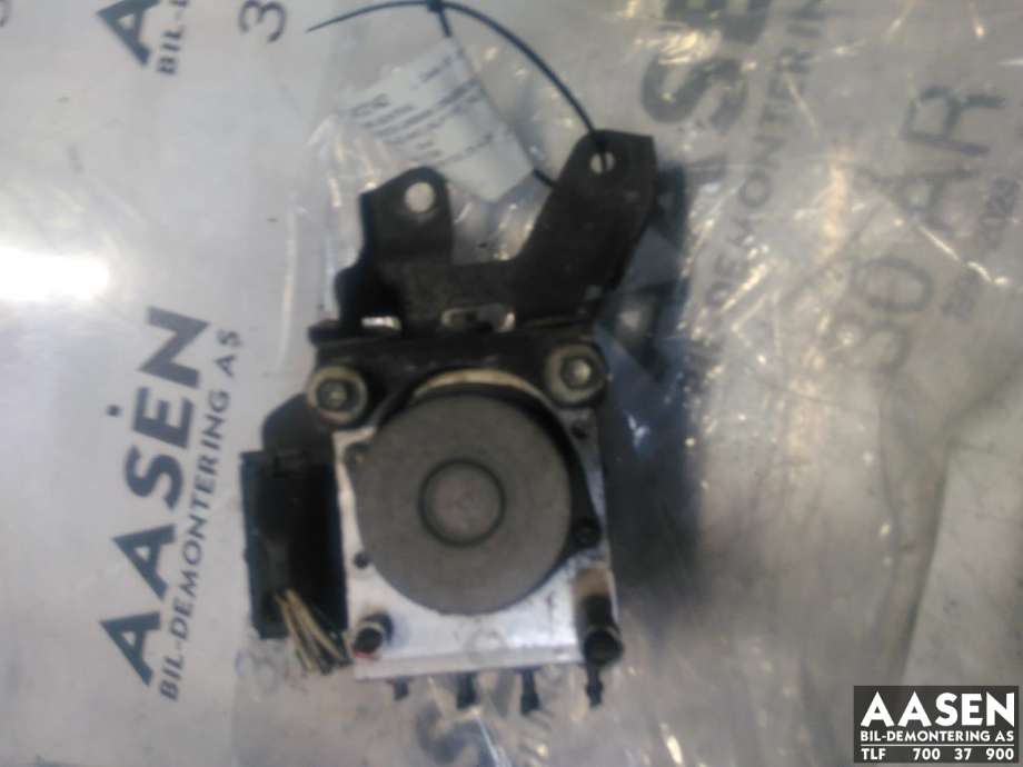 ABS sentral til Toyota Urban Cruiser 2009-2014  (4405052G50|44540-52280|89541-52C00)