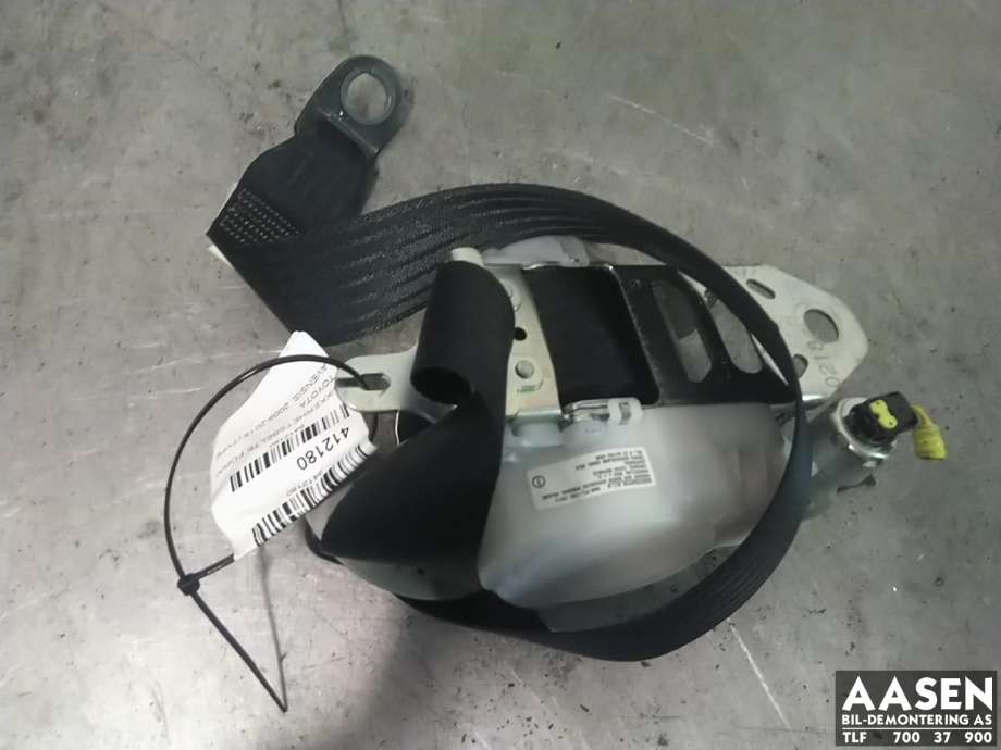 Sikkerhetsbelte foran høyre til Toyota Avensis 2009-2015 (Type III, Fase 1) (7321005080C1|)