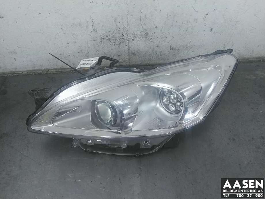 Frontlykt venstre xenon til Peugeot 508 2011-2014 (Type I, Fase 1)  (96 765 915 80|)