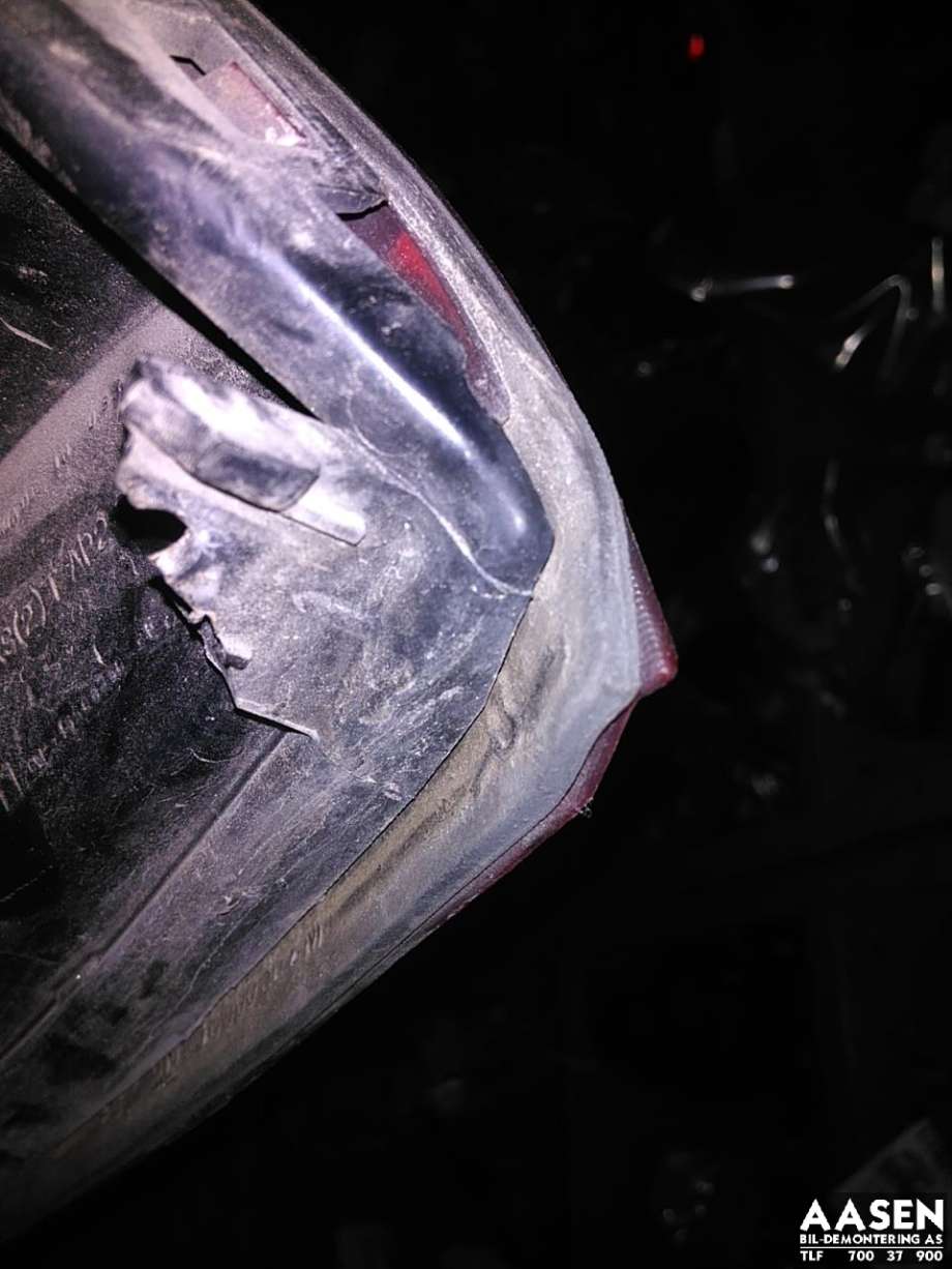 Baklykt høyre til Chevrolet Suburban 1992-2001  