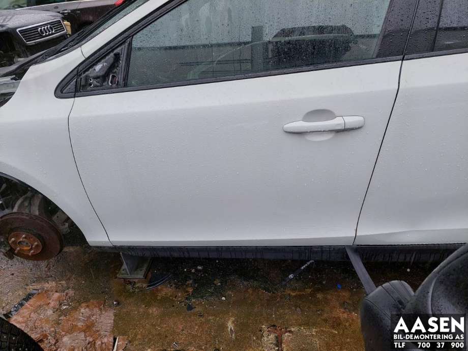 Dør venstre foran til Volvo V40, 2012-2019  (32321018)