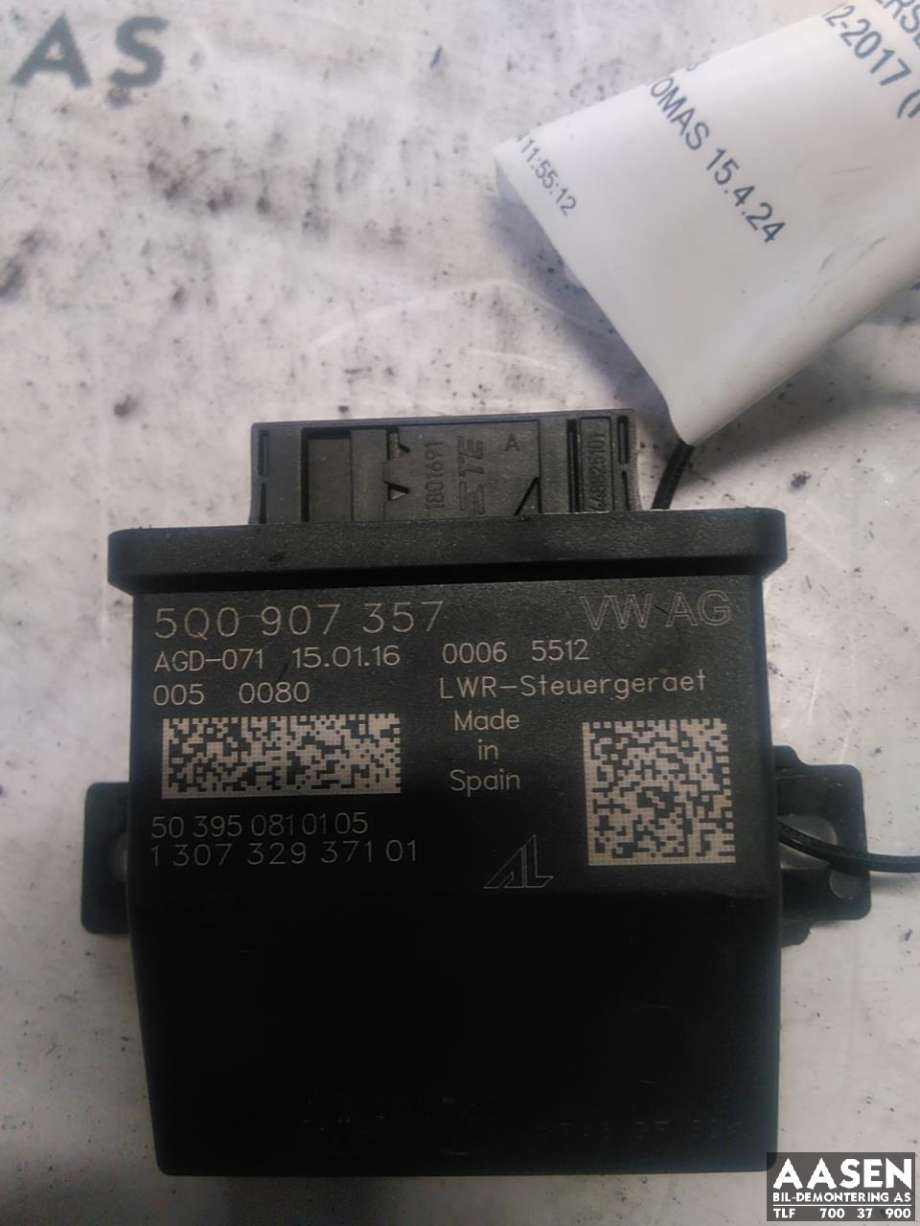 Styreenhet lys (LCM - Light Control Module) til VW Golf VII 2012-2017 (Fase 1)  (5Q0907357|)