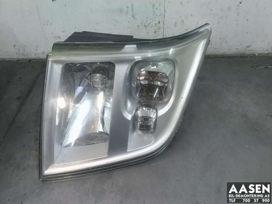 Frontlykt høyre halogen til Ford Transit 2006-2013 (1537773|)