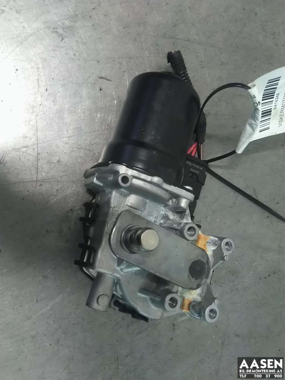 Viskermotor frontrute komplett m/overføring til BMW M4 2021-->> (G82/G83) (G82/G83) (61 61 7 427 901|)