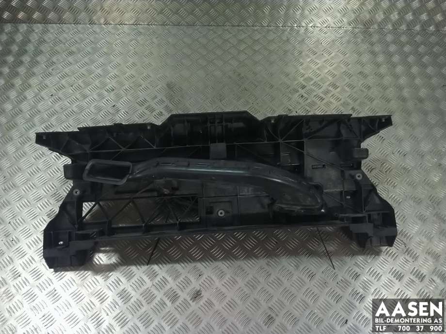Frontplate til Toyota Proace 2016-->> (Type II)  