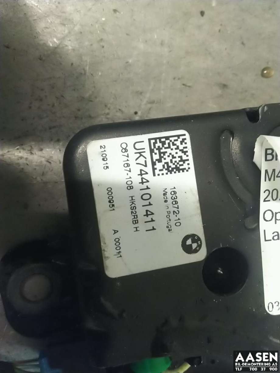 Baklukelås til BMW M4 2021-->> (G82/G83) (G82/G83) (51 24 7 383 561|)