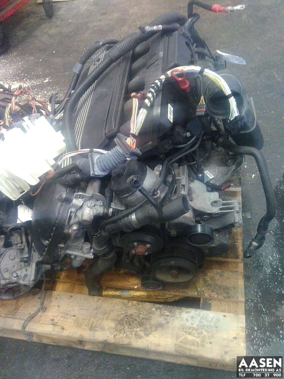 Motor bensin til BMW 5-Serie, 2003-2010 (E60/E61) (E60/E61) (226S1|11 00 0 302 323)