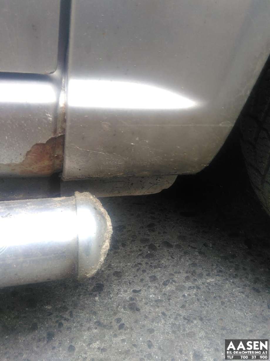 Skjerm høyre foran til Mercedes Vito/Viano, 2004-2010 (Fase 1) (W639) (W639) (A 639 630 54 07)