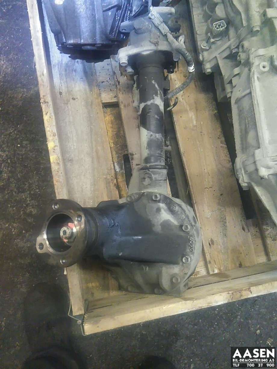 Kardang klokke foran til Isuzu D-Max, 2007-2012 (Type I)